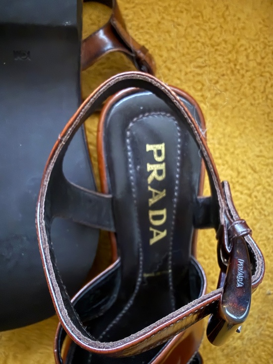VINTAGE PRADA BROWN PATENT LEATHER PLATFORM SANDALS-US size 7.5 (EU 38) - Picture 4 of 9